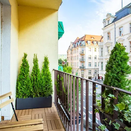 Nowowiejskiego 22 - Centrum