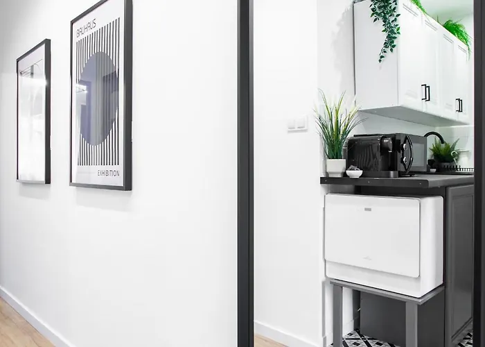 Nowowiejskiego 22 - Centrum * Poznań