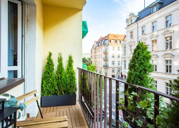 Nowowiejskiego 22 - Centrum